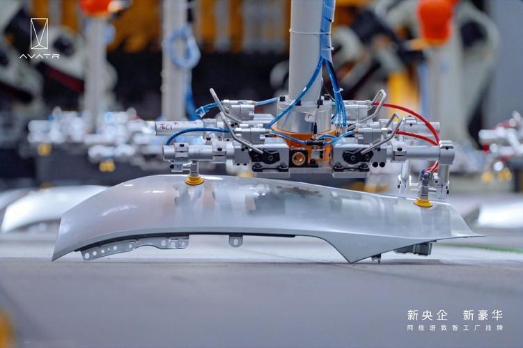 华为和中国联通三方共同打造的工厂,标志着汽车行业迈入数字化,智能化